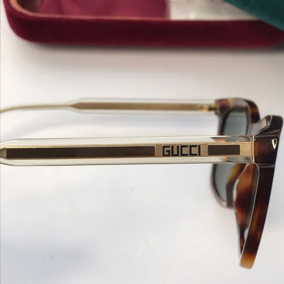 New - 💯 originalGucci Green Rectangular Men's Sunglasses GG0558S 003